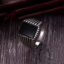 Load image into Gallery viewer, Simple Black Onyx Ring